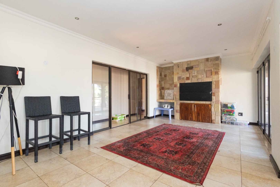 To Let 4 Bedroom Property for Rent in Ridgeworth Western Cape